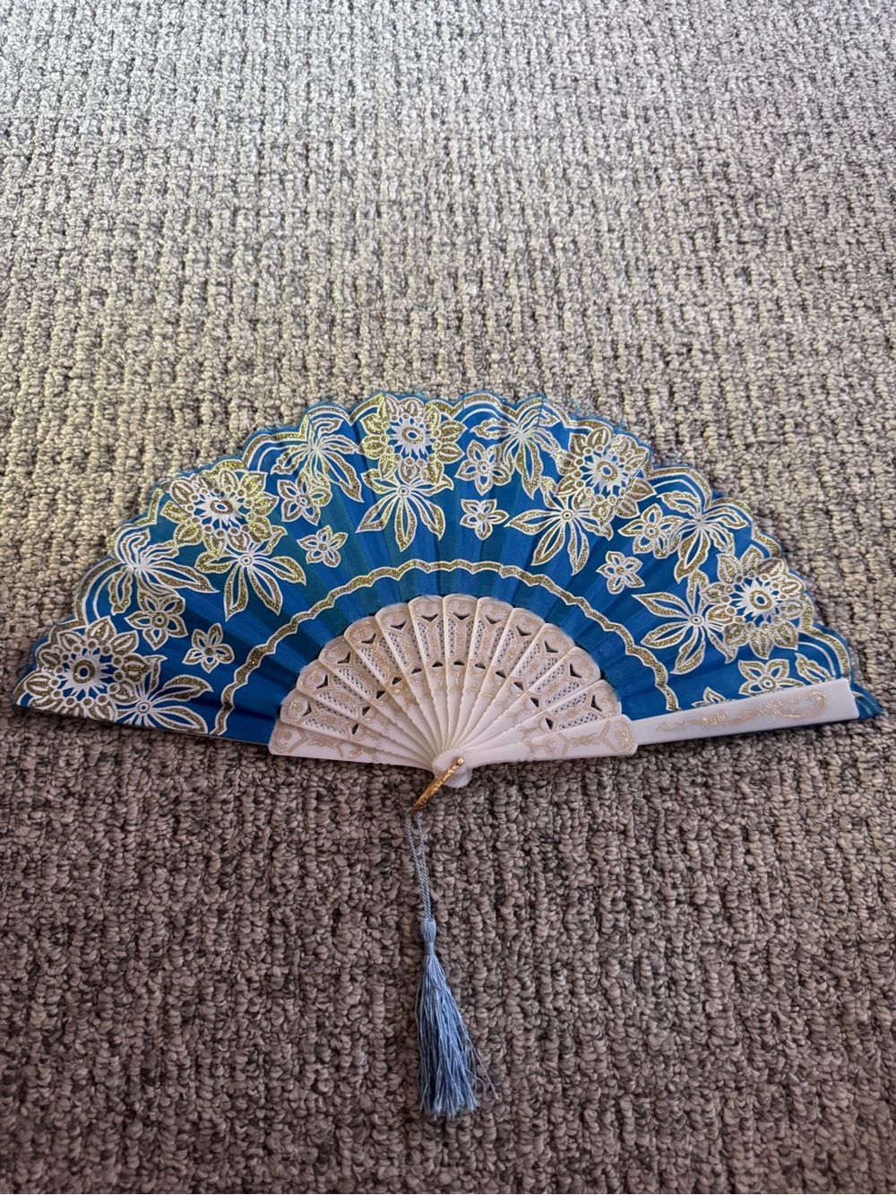 Blue Floral Decorative Folding Hand Fan with Tassel